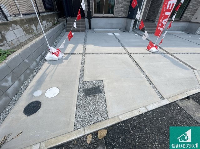 ■池田市旭丘　第6期　新築一戸建ての駐車場|駐車スペース！散水栓があるので、こまめに愛車を洗えます！