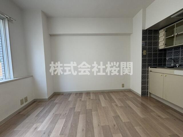 クリエール桜木町の居間・リビング