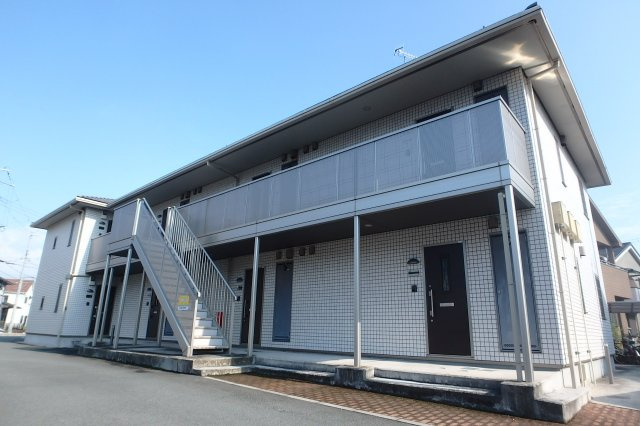 ラポール浜の宮の外観