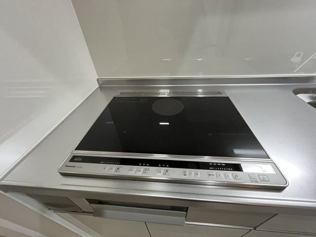 クリエオーレ菱江Ⅲのキッチン