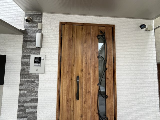 クリエオーレ菱江Ⅲのエントランス