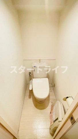 大阪市淀川区西中島７丁目の賃貸マンションのトイレ
