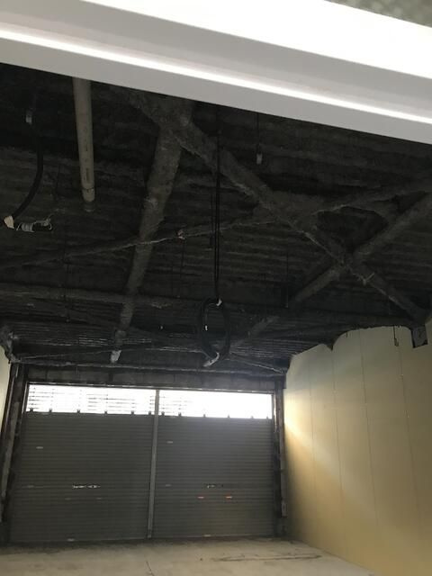 清瀬市野塩４丁目の店舗事務所の内装