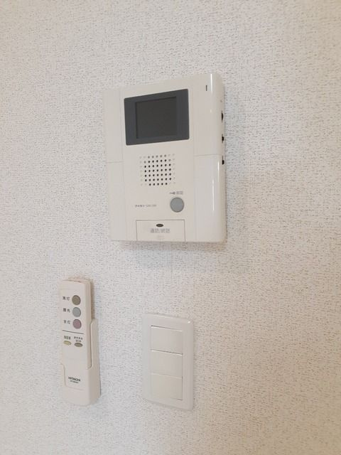 ヴィラージュ経堂のセキュリティ|TVモニター付きインターホンで安心
