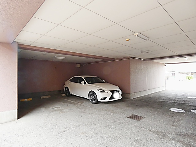 アネックス春日野の駐車場|駐車場です