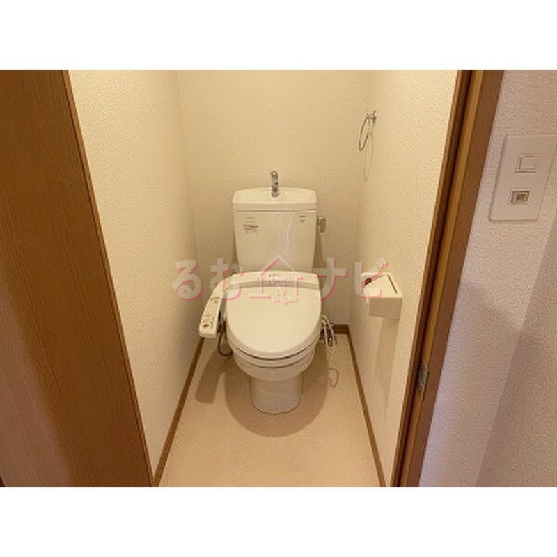 福岡市南区高宮３丁目の賃貸マンションのトイレ