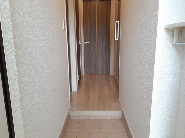 ルピナス　Ｂの玄関
