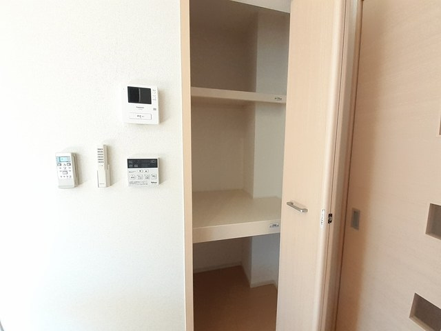 稲城市矢野口のアパートの収納
