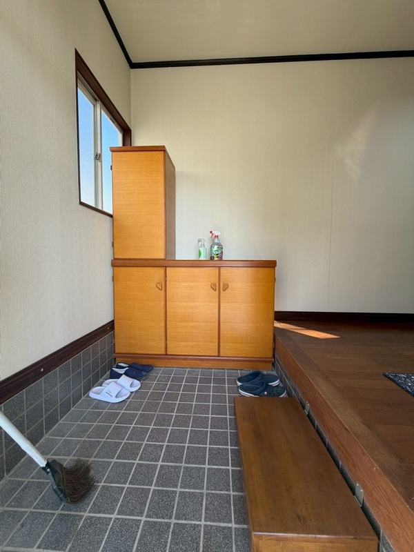 城島戸建の玄関|きれいな玄関です