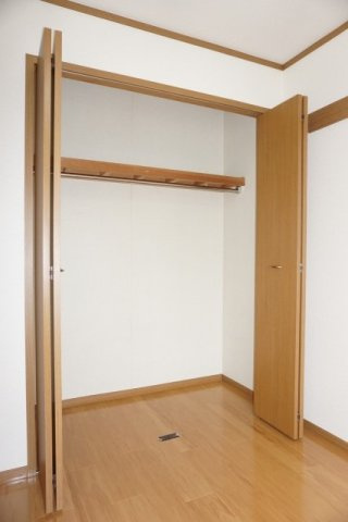 サントゥール　サウスの収納|たっぷりとした収納スペースです