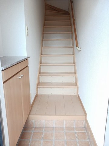 ティファニーハイツ　Ⅰの玄関|ゆったりとした玄関です