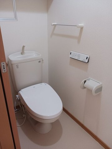 プロヴァンス　Ａのトイレ|トイレもきれいです