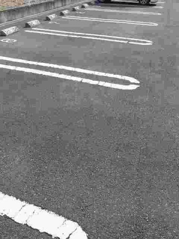 ウィルレジデンスⅨの駐車場|駐車場があるので、車を買う予定の方も安心です