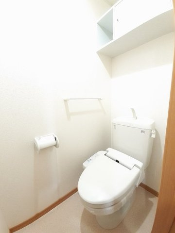 ｃｏｍｏｄｏ　ｃａｓａ　源のトイレ|落ち着いたトイレです
