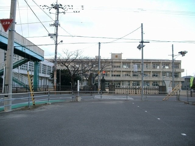 ヴェル　ドゥーラ　Ⅴの周辺|高川原小学校まで830m