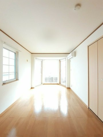 メゾン．ド　ファミーユＣの内装|内装は落ち着いています