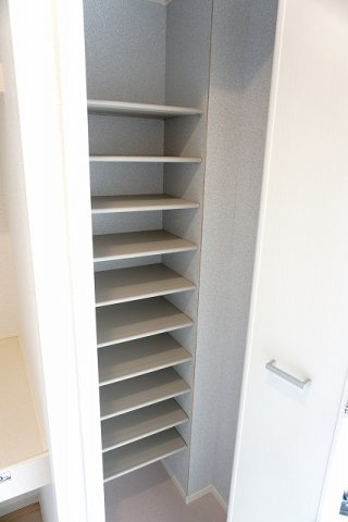 セレノ城南Ｂの内装|明るい室内です