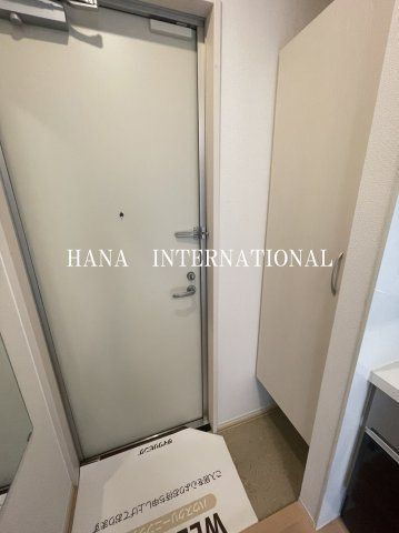 パレス国立の玄関