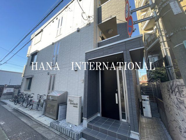 パレス国立の外観