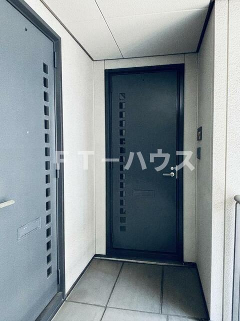 サンコスモＦの玄関