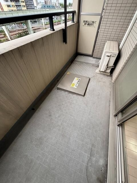 エスティメゾン亀戸のバルコニー