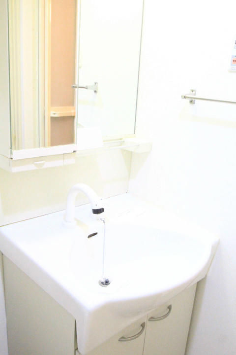 横浜市中区末吉町２丁目の賃貸マンションの独立洗面台