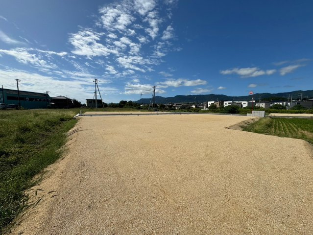 大津市堅田１丁目　建築条件無し売土地の外観|写真だけでは伝わりにくい約69坪の広さ。ぜひ現地に立って、建物配置をイメージしてみてください。