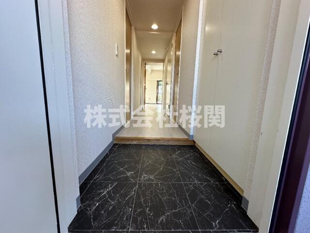 相光マンションとつかの玄関