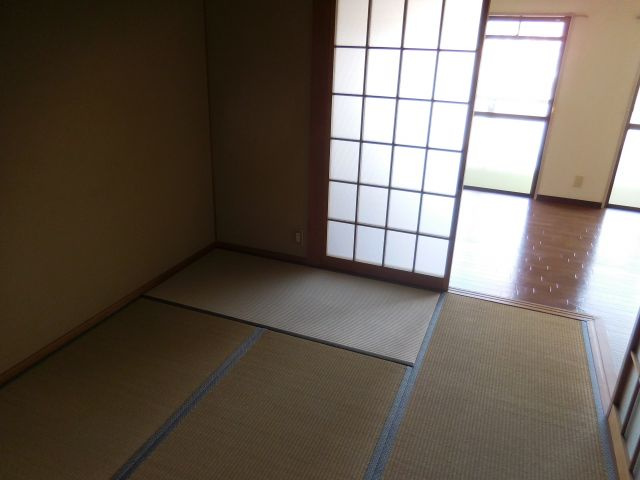 第9摂津グリーンハイツの寝室