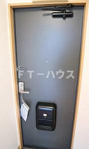 ベルエポック中山の玄関