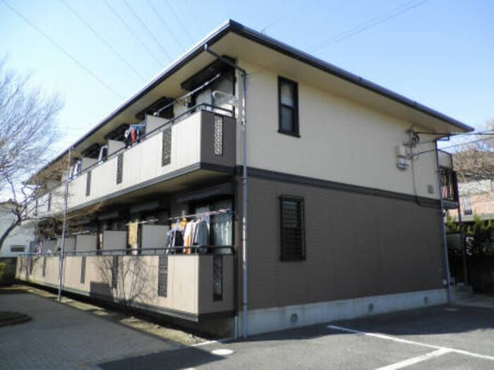 ヴィラ・ファミーユ　Bの外観