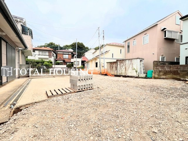 【前面道路含む現地写真】 | 調布市西つつじケ丘4丁目　中古戸建　全1棟