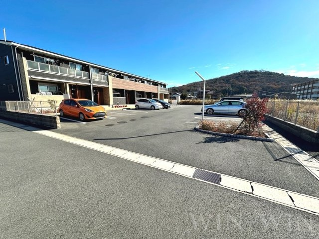 アンジュの家 Ⅰの駐車場
