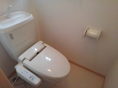 【トイレ】 | ブライト　ガーデン | シンプルで使いやすいトイレです