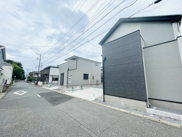 船橋市前原東6丁目15期の前面道路含む現地写真