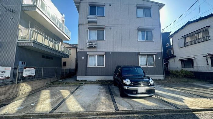 メゾン　ド　リベルテⅡの駐車場