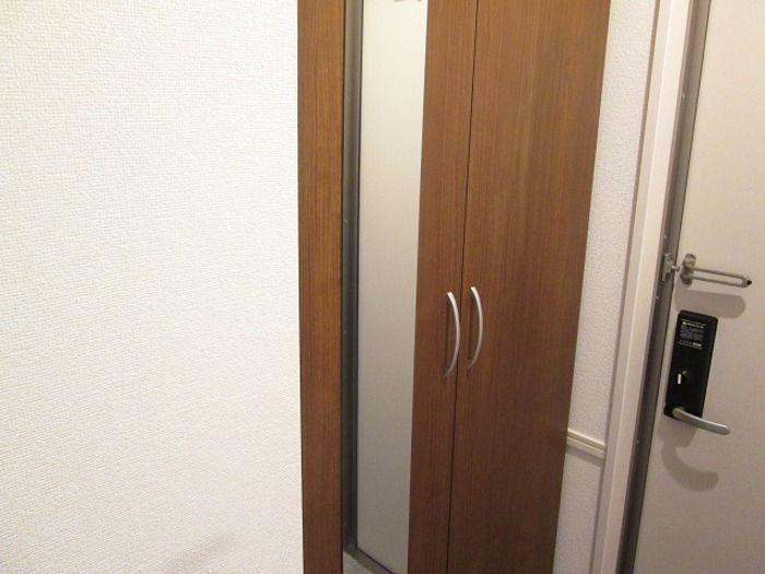 メゾン　ド　リベルテⅡの玄関