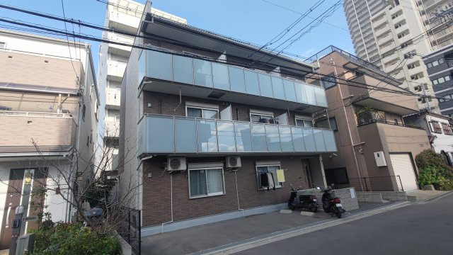 クレイノアイリス芥川