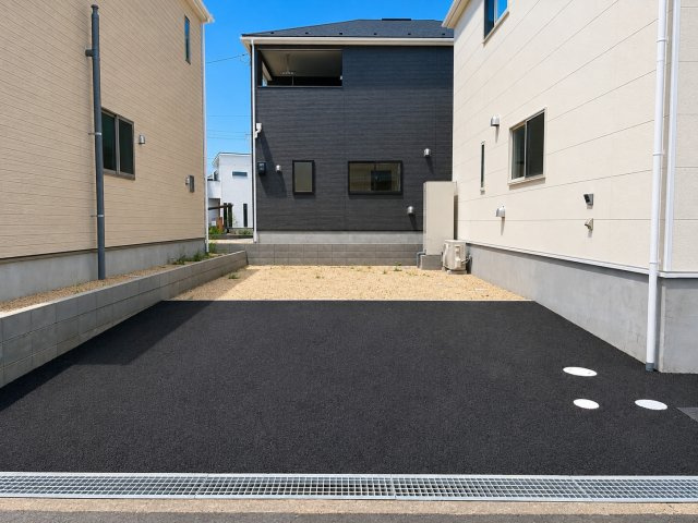 彦根市正法寺町の駐車場