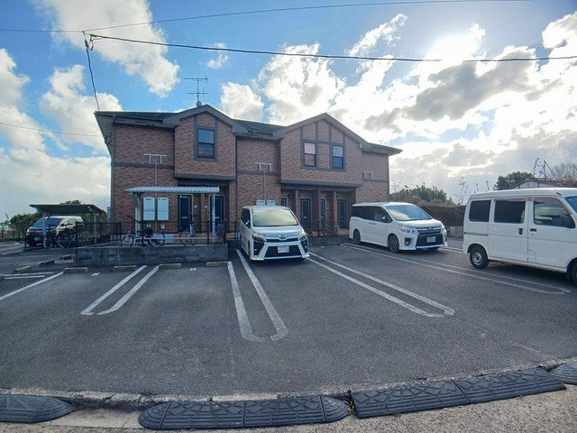 ナイトビュウＡの駐車場