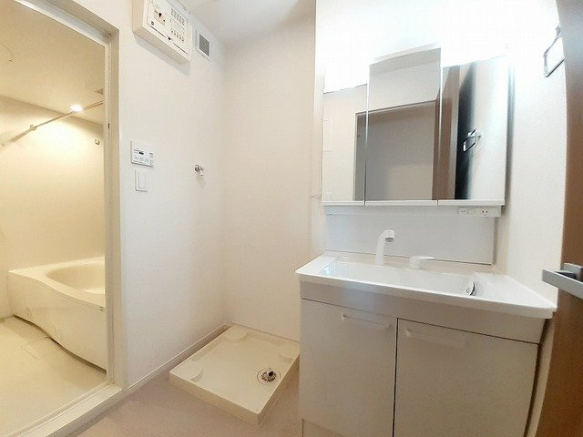 ティーダ水巻　Ｂの洗面所
