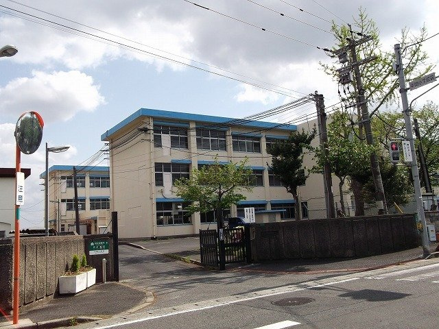 エステートグレース堀川Ｂの周辺|中間小学校まで1100m
