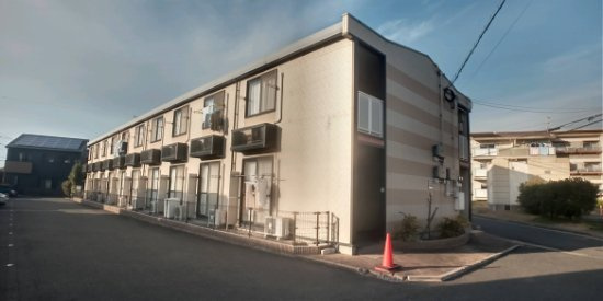 レオパレスＲｏｓｅＫｕｒａｔａの外観