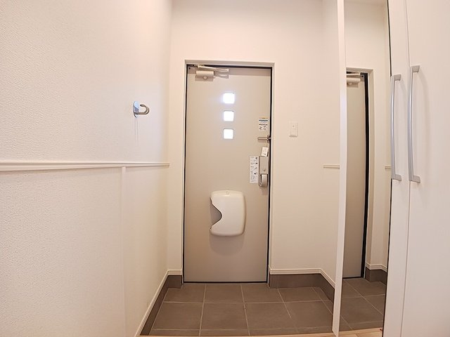 ロータス水巻３の玄関