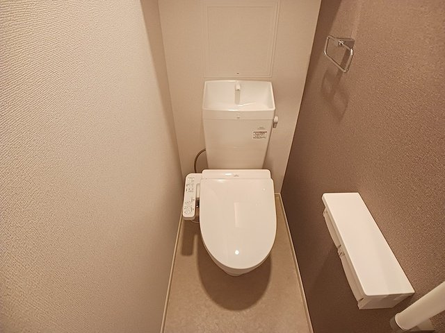 ロータス水巻２のトイレ
