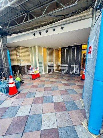 レジュール ザ・元町駅前のロビー