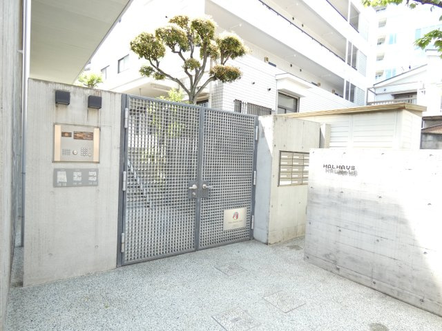 【エントランス】