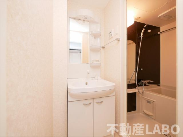 Luxe難波西Ⅰの洗面所