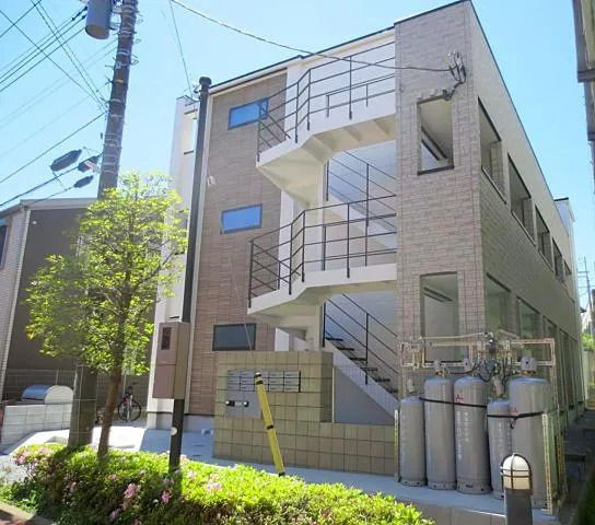 メルディア中浦和の外観