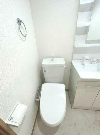 ノワール七里のトイレ